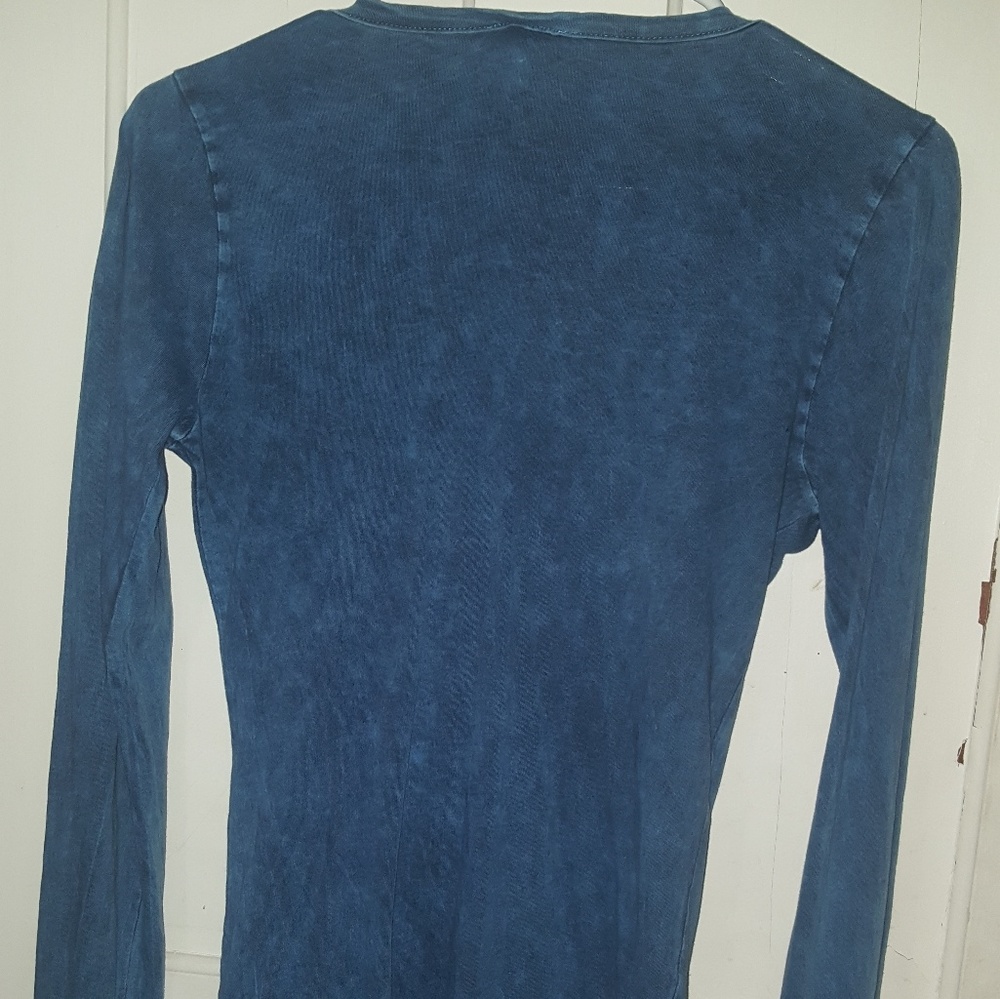 Shirt - Picture 5 of 5